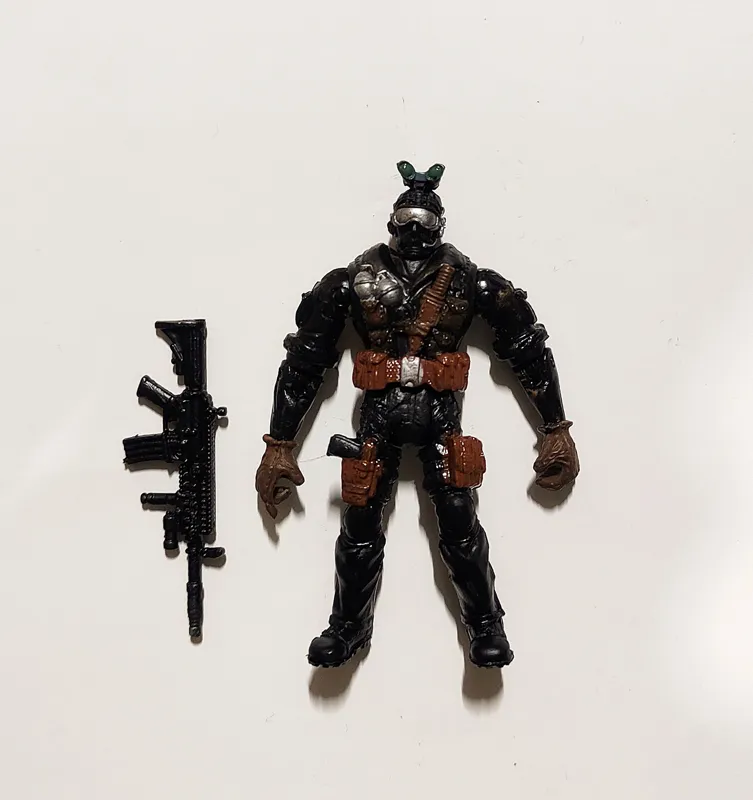 اکشن فیگور مدل نظامی