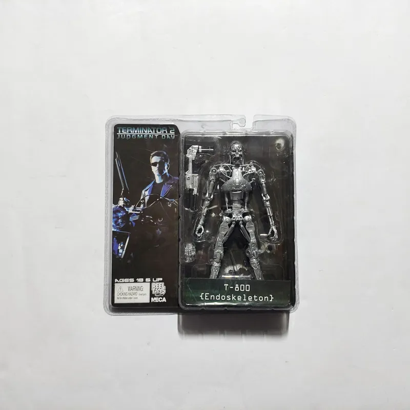 فیگور ترمیناتور مدل T-800