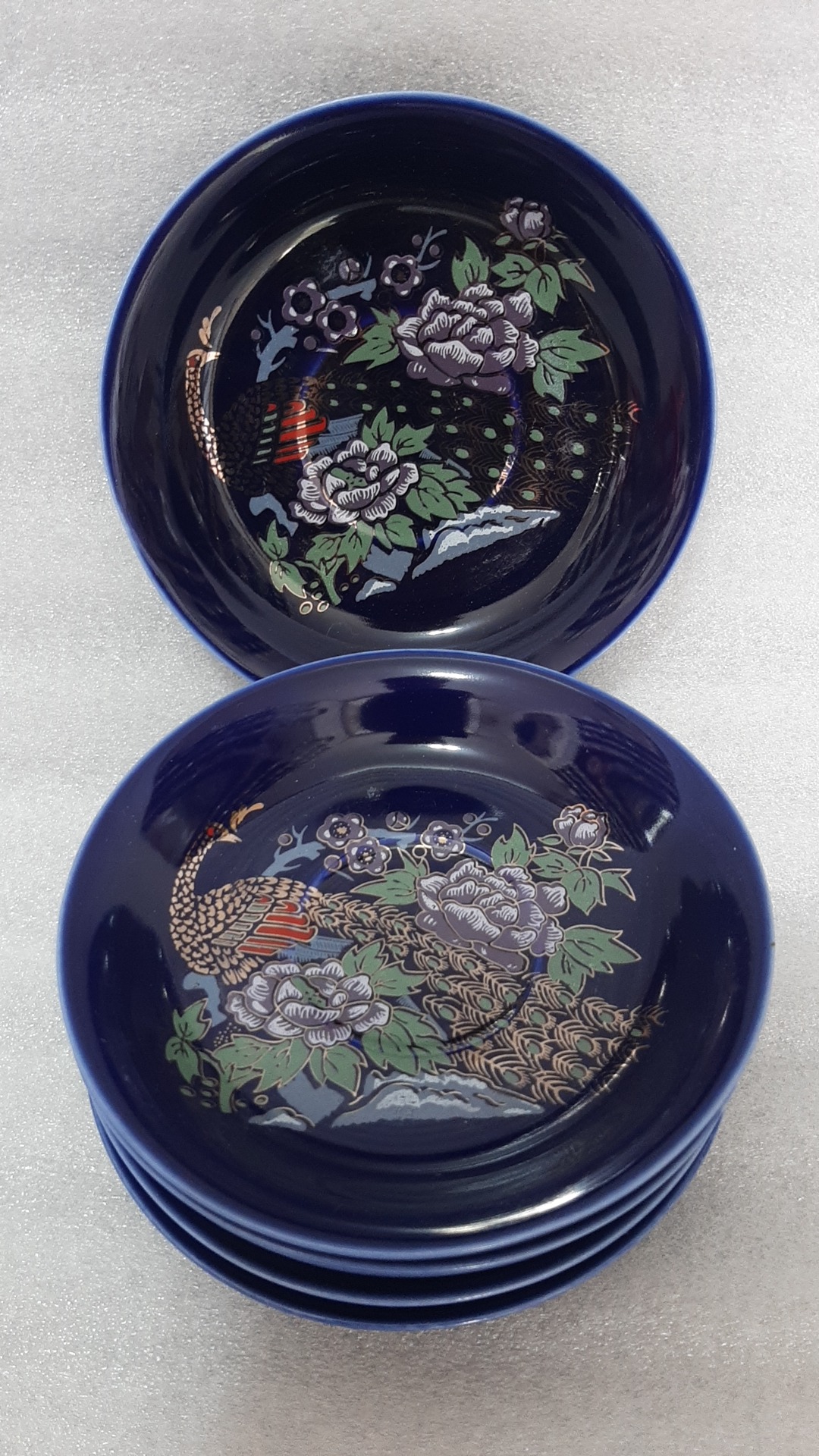 نعلبکی طاووسی سورمه ای قدیمی