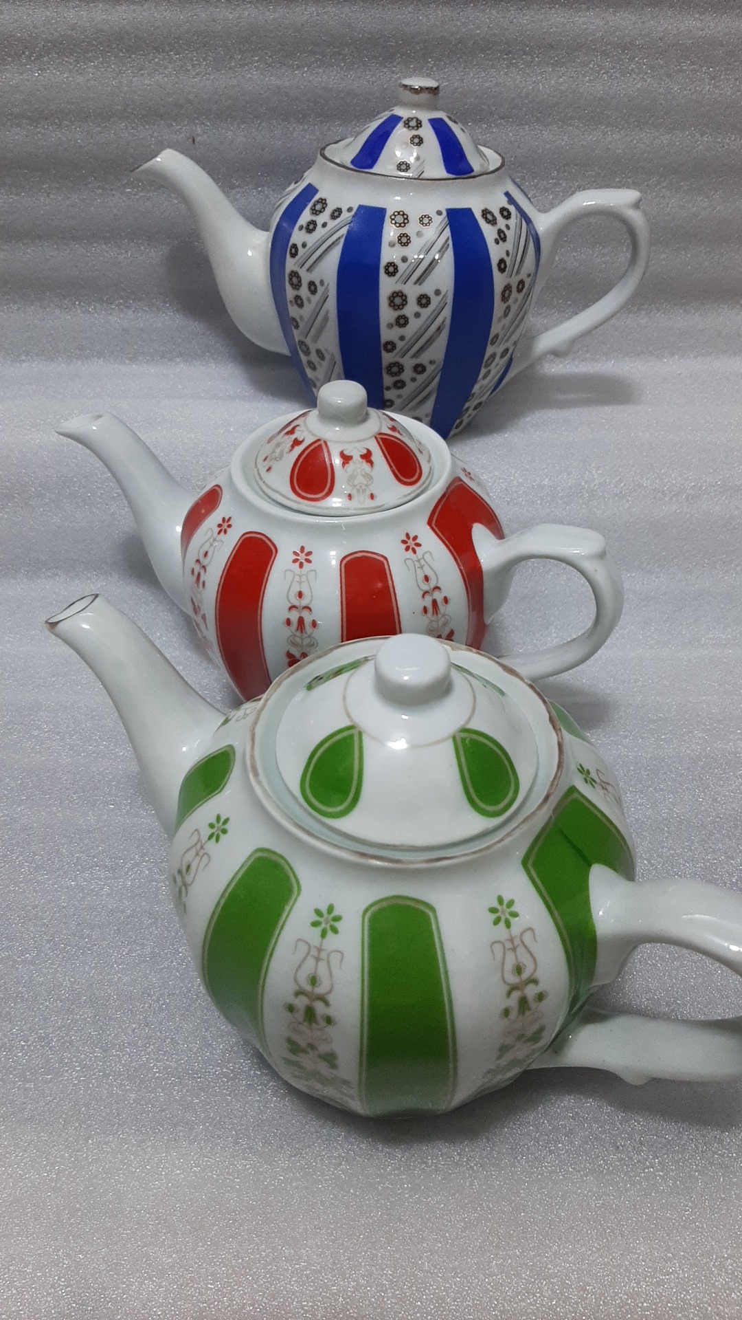 قوری کاتبی خط دار