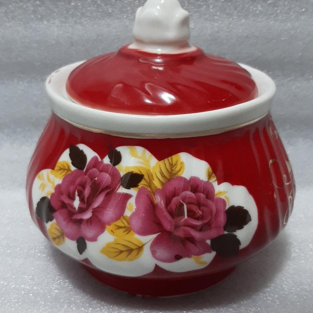 شکلات خوری قرمز گلدار قدیمی