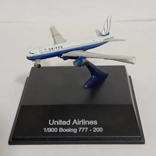 ماکت هواپیما بویینگ200-777 United کد31621