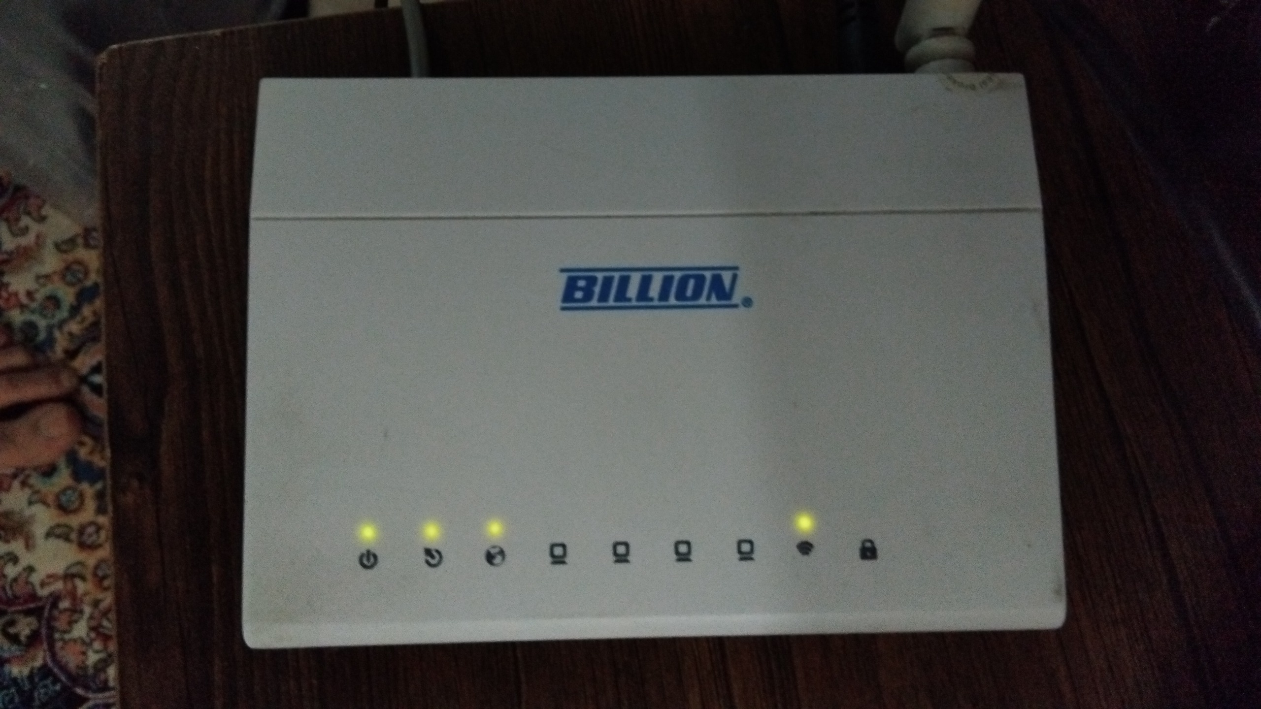 مودم اینترنتی وایفای