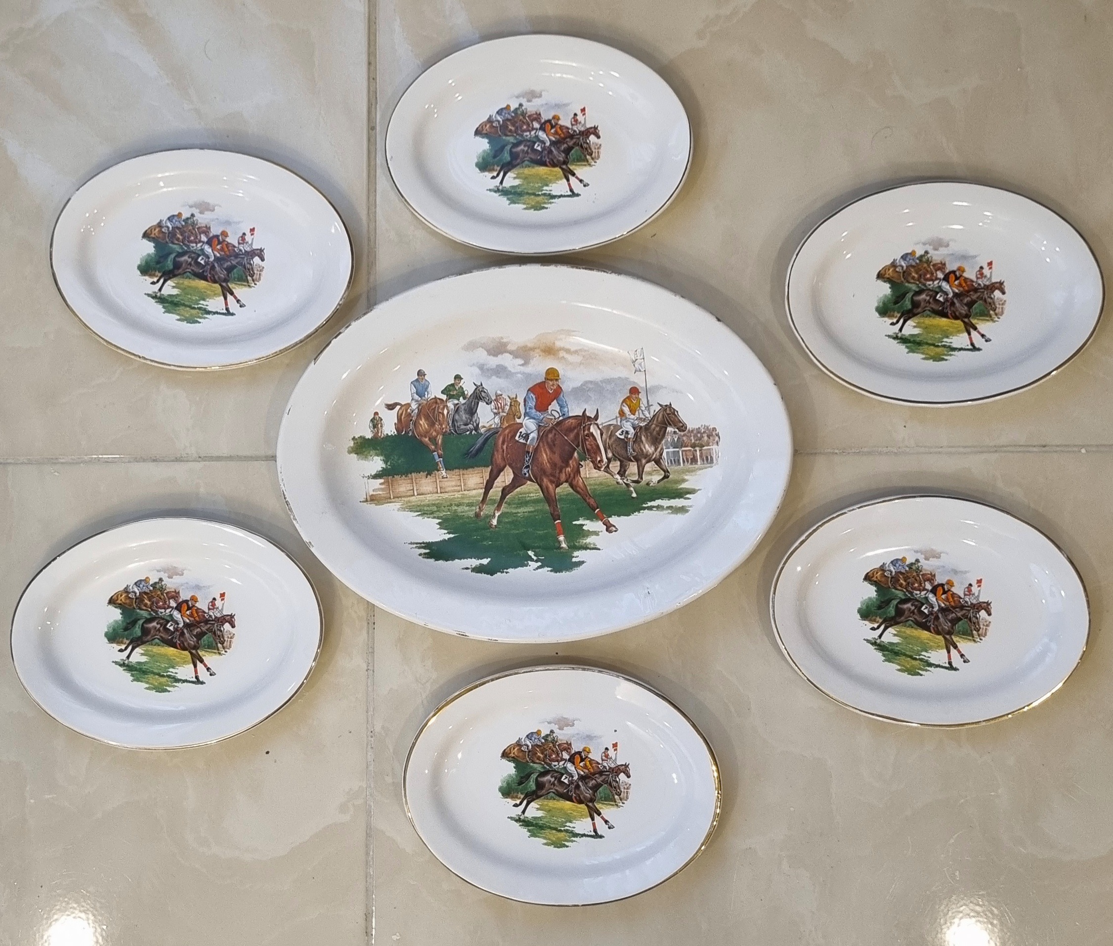 ست دیس بزرگ و کوچک قدیمی اروپایی