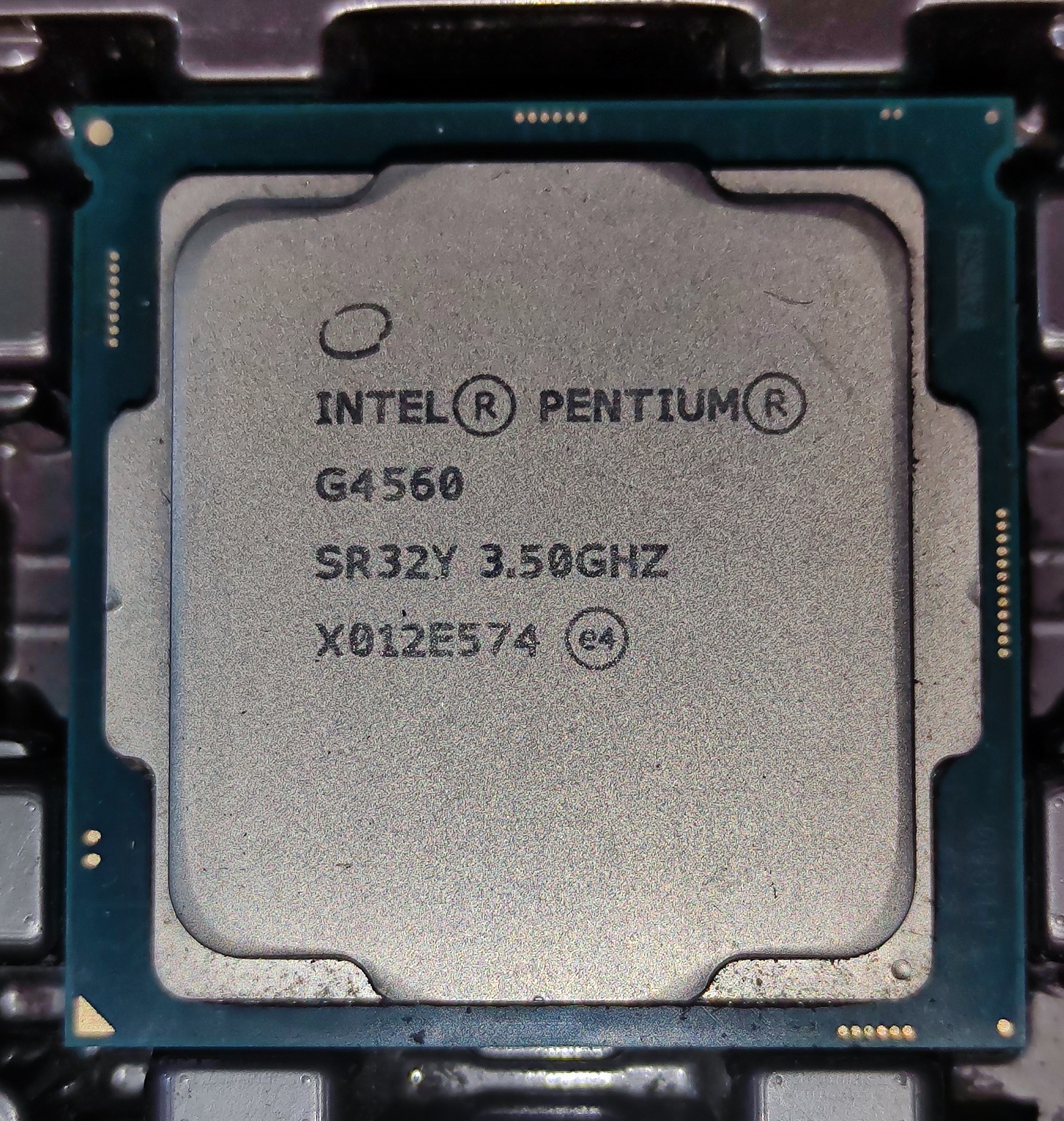 Intel Pentium G4560  3.50GHz