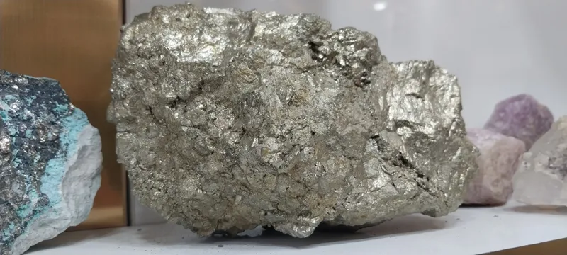 راف درشت و بینظیر پیریت طلای فوق العاده زیبا