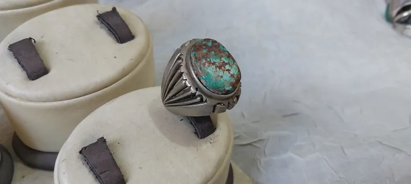 انگشتر نقره عیار پایین با نگین فیروزه اصل نیشابور