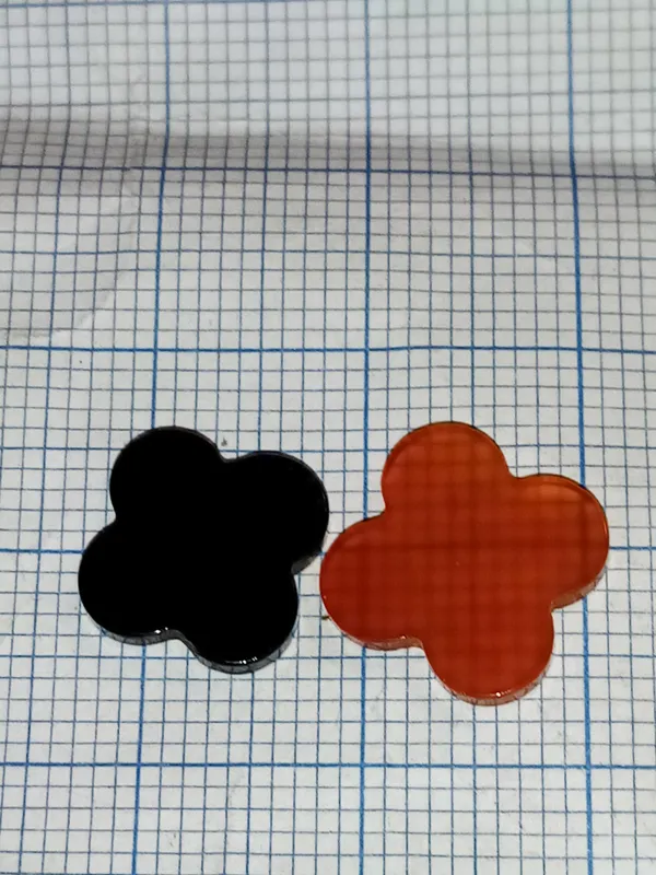 جفت نگین عقیق گل تراش زیبا معروف به ونکلیف