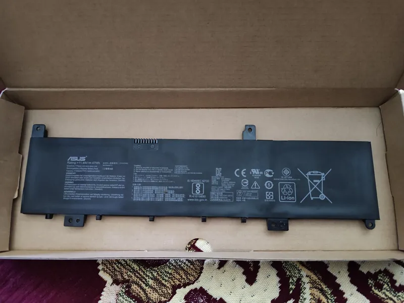 باتری اصلی رو دستگاهی لپ تاپ asus n580