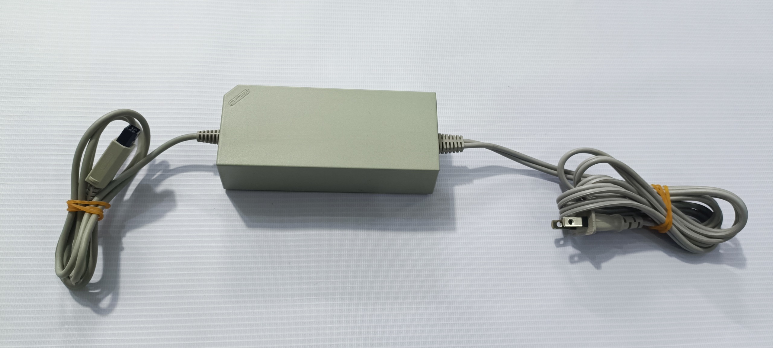 آداپتور اورجینال نینتندو وی / Nintendo Wii Adapter