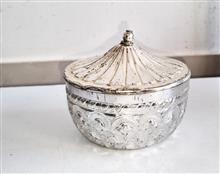 قندان
