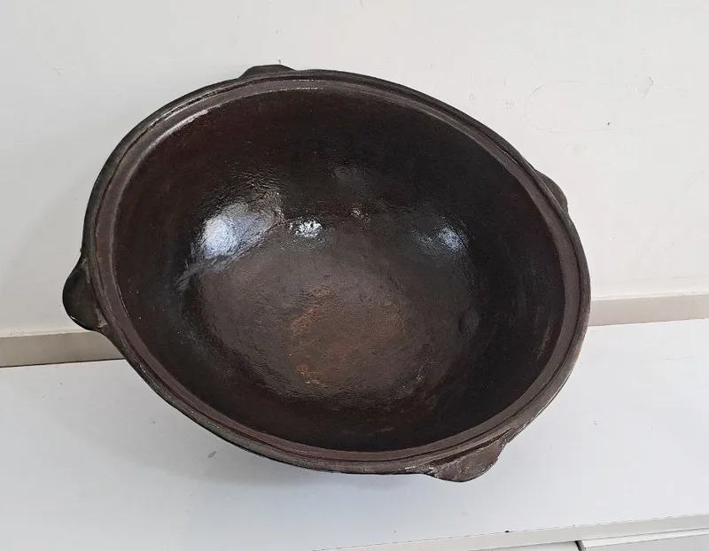 دیگ چدنی قاجاری
