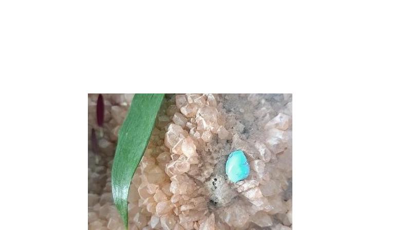 فیروزه نیشابور کد 834n