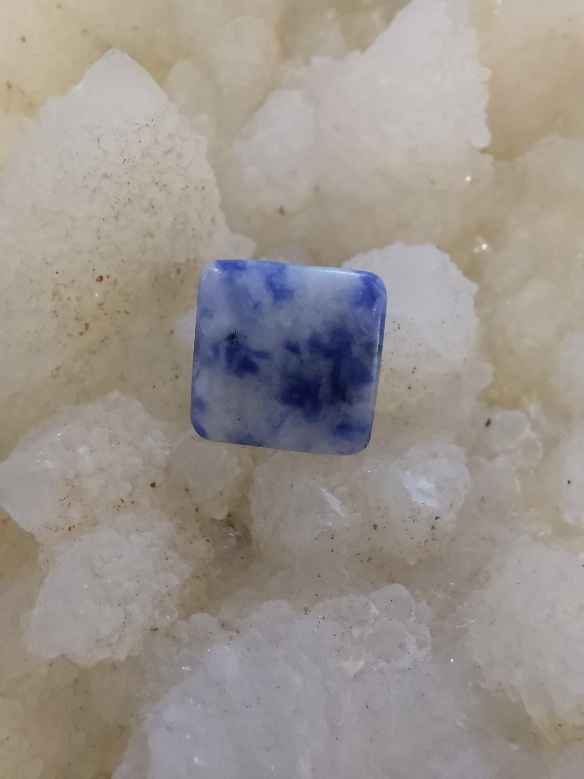 نگین سودالیت کد 5