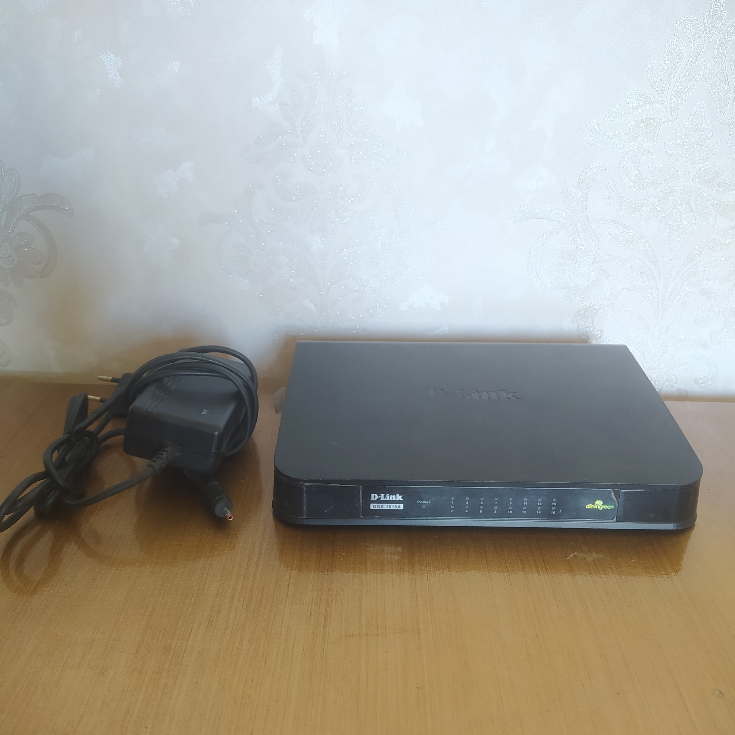 سوییچ 16 پورت DLINK dgs1016a