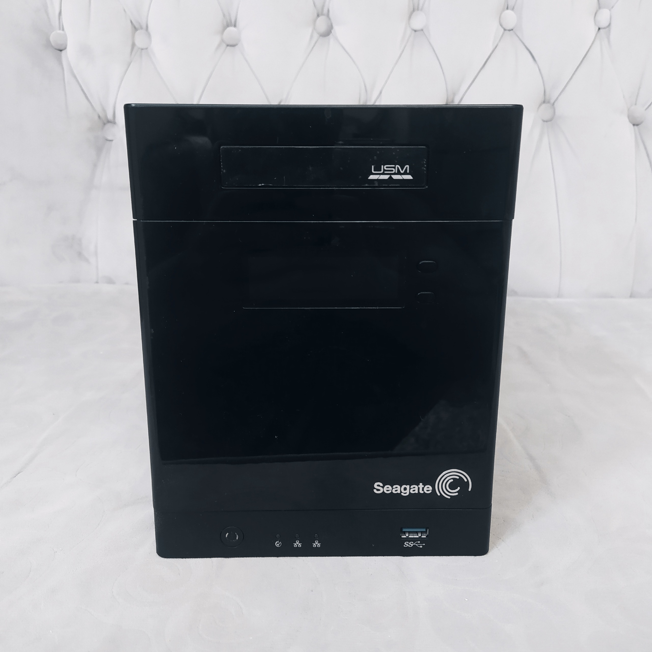 ذخیره ساز تحت شبکه سیگیت STORAGE SRN04D
