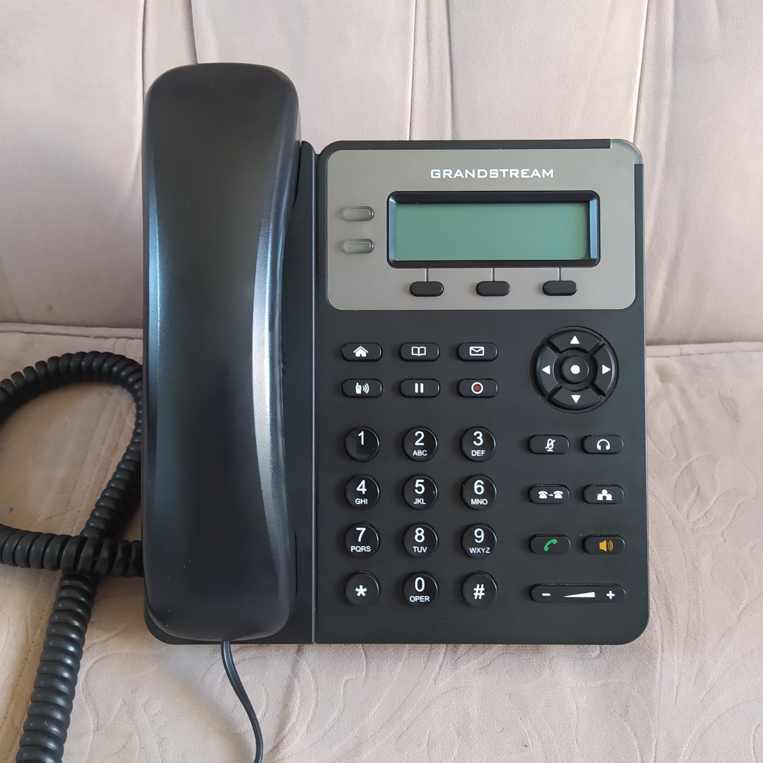 تلفن تحت شبکه ip phone گرند استریم GXP 1610