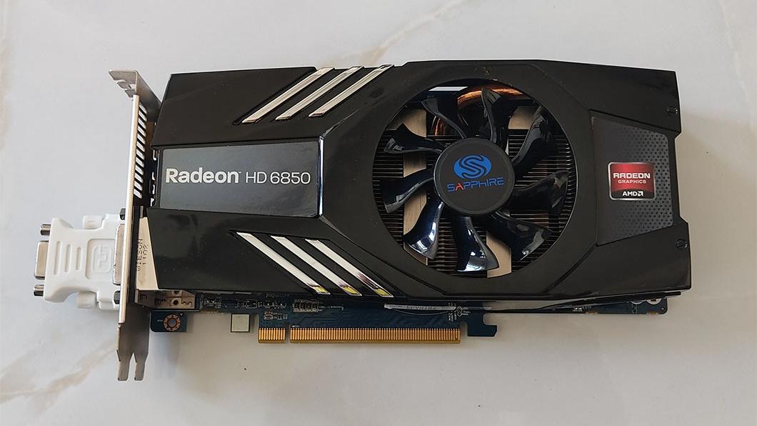 کارت گرافیک Sapphire AMD Radeon HD 6850