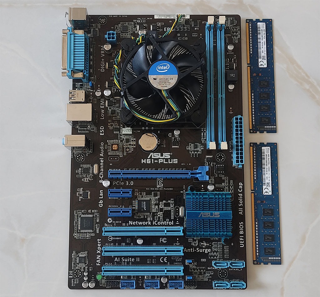 مادربردASUS H61-PLUS با CPU i3-3240،فن و 8 گیگ رم