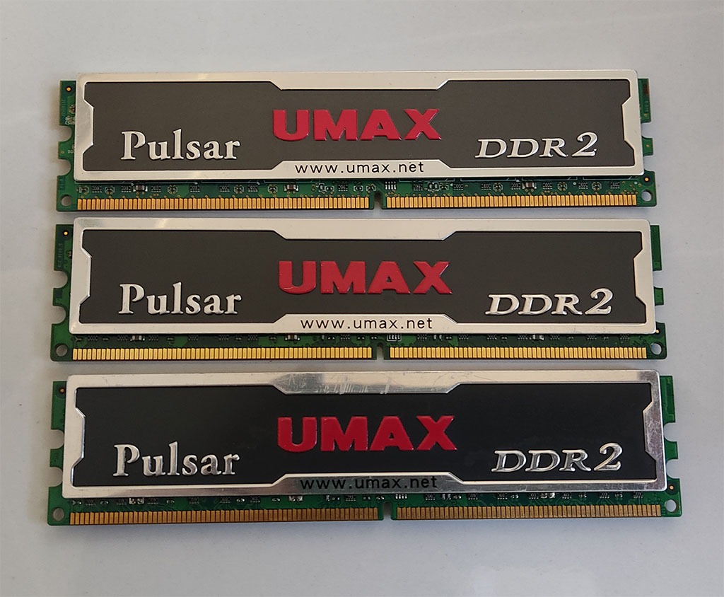 رم 2GB DDR2 ، PC2-6400،UMAX