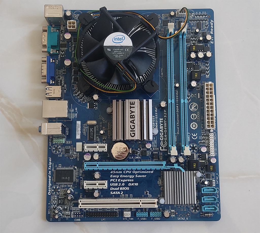 مادربرد GIGABYTE G41MT-S2P با CPUچهار هسته وفن