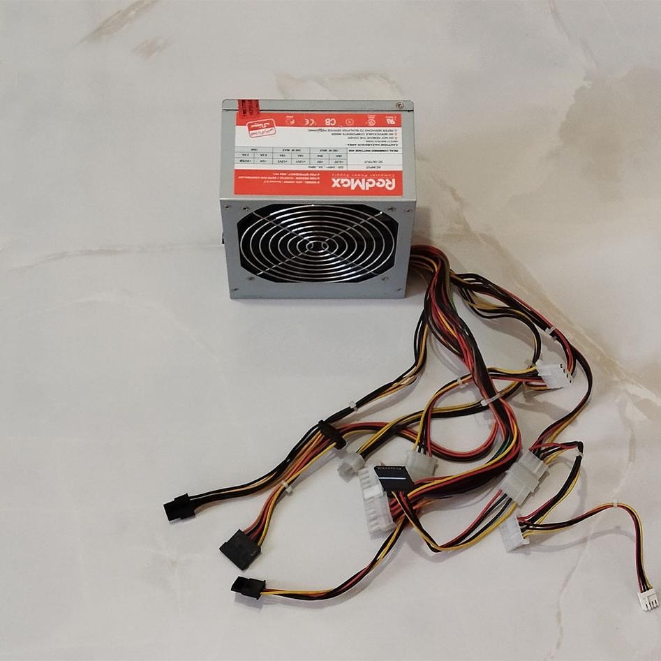 پاور400وات RedMax دارای برق 6 پین گرافیکی