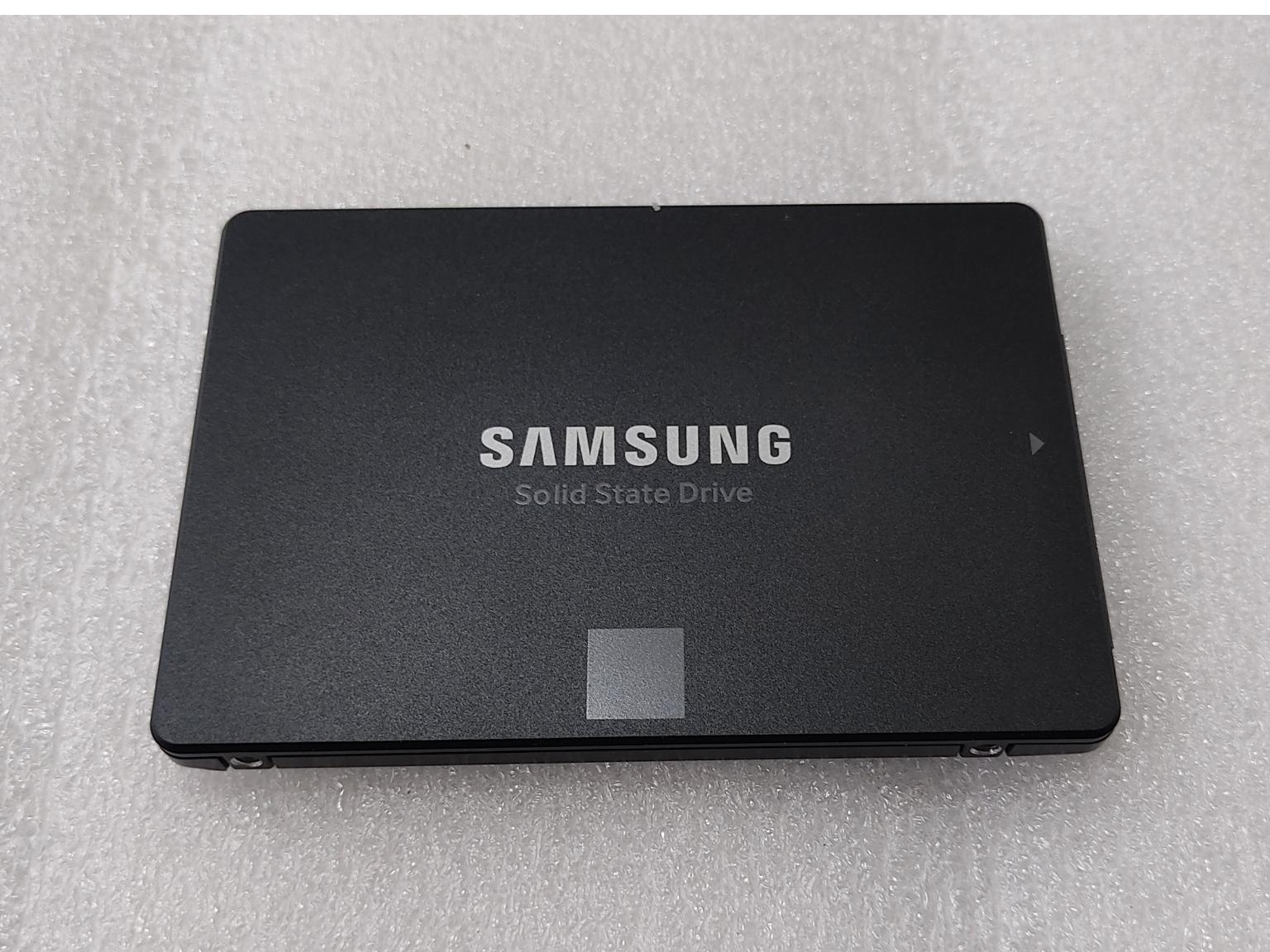 هارد250گیگSAMSUNG نو مدل V-NAND SSD 860 EVO