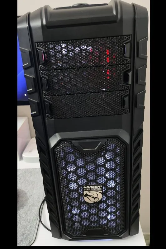 کیس آماده {i7} کامپیوتر دارای بهترین قطعات و قیمت