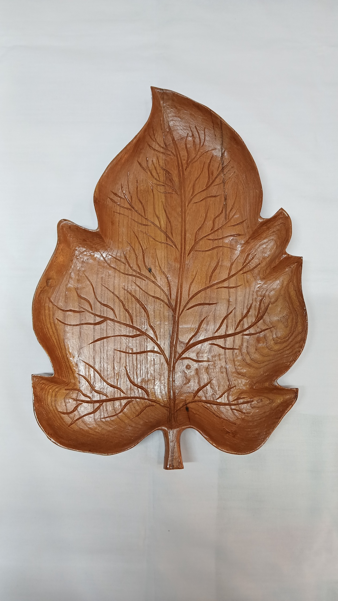 سینی چوبی منبت