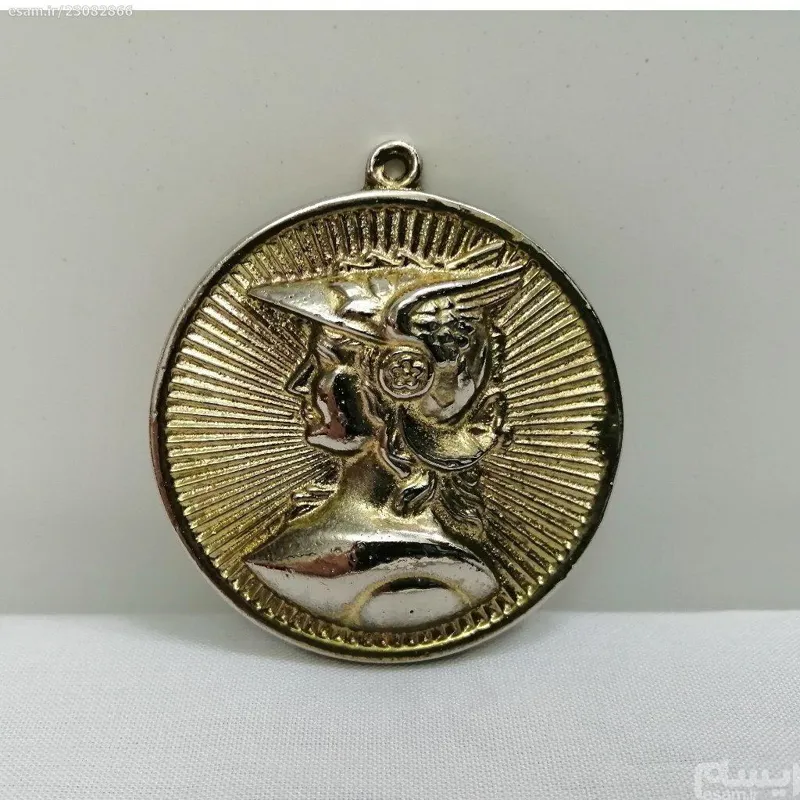 مدال فلزی قدیمی