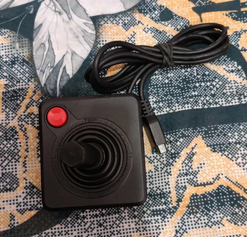 دسته آتاری قدیمی اصلی سیم بلند(ساخت تایوان)