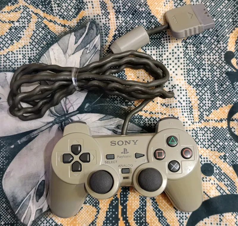 دسته اورجینال پلی استیشن 1 سری M