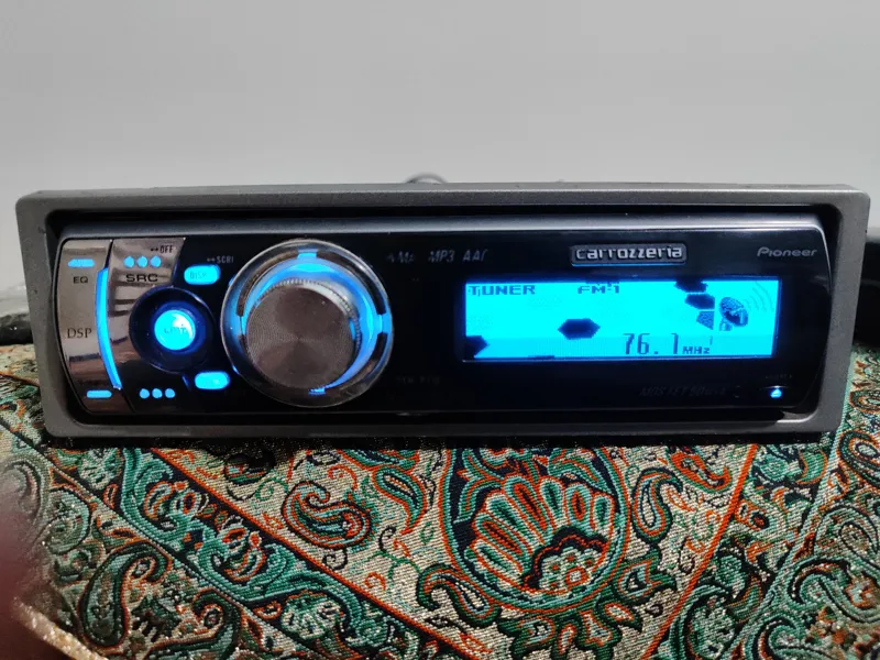 ضبط پایونیرکاروزریا DEH P710