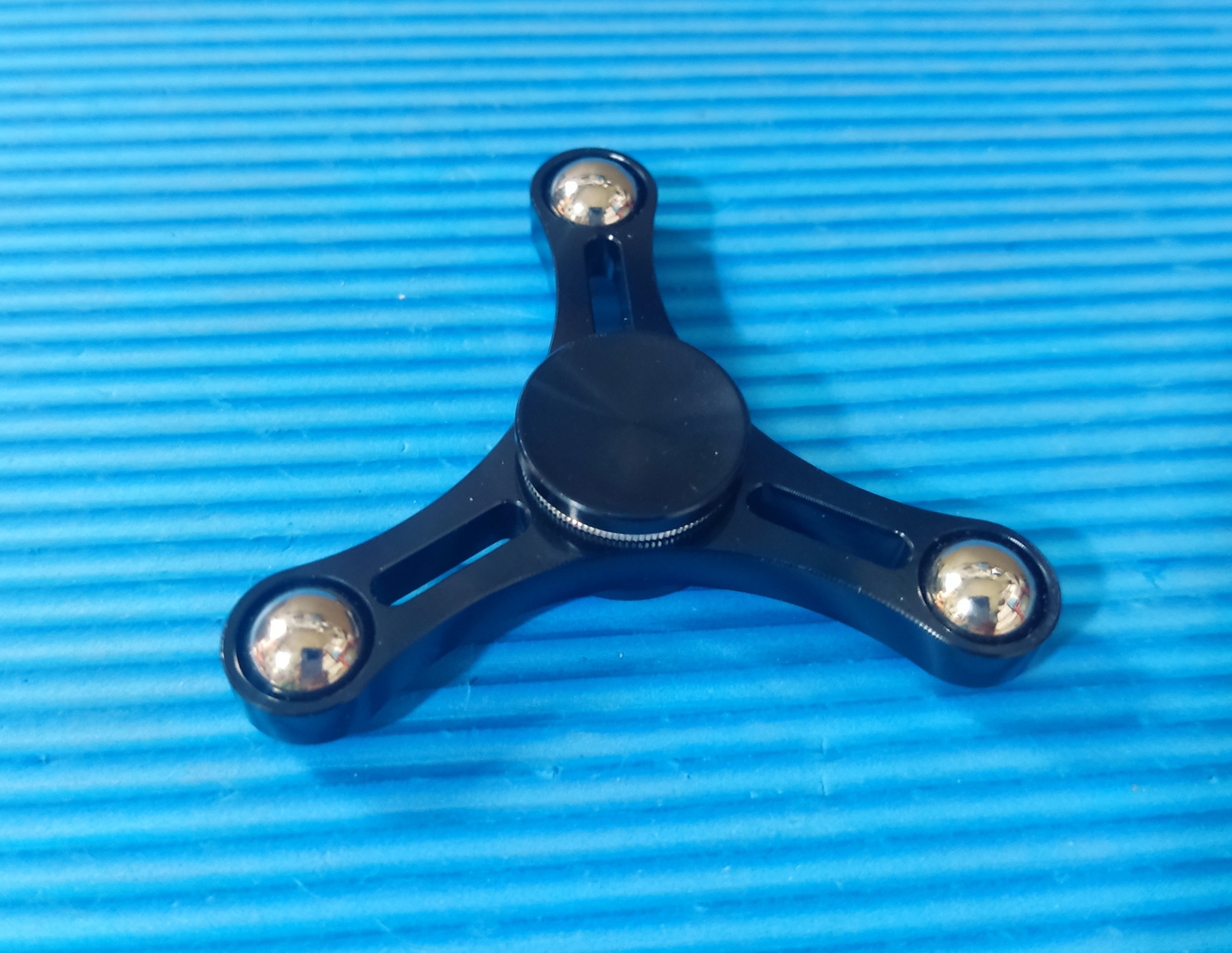 اسپینر تمام فلزی سه پر