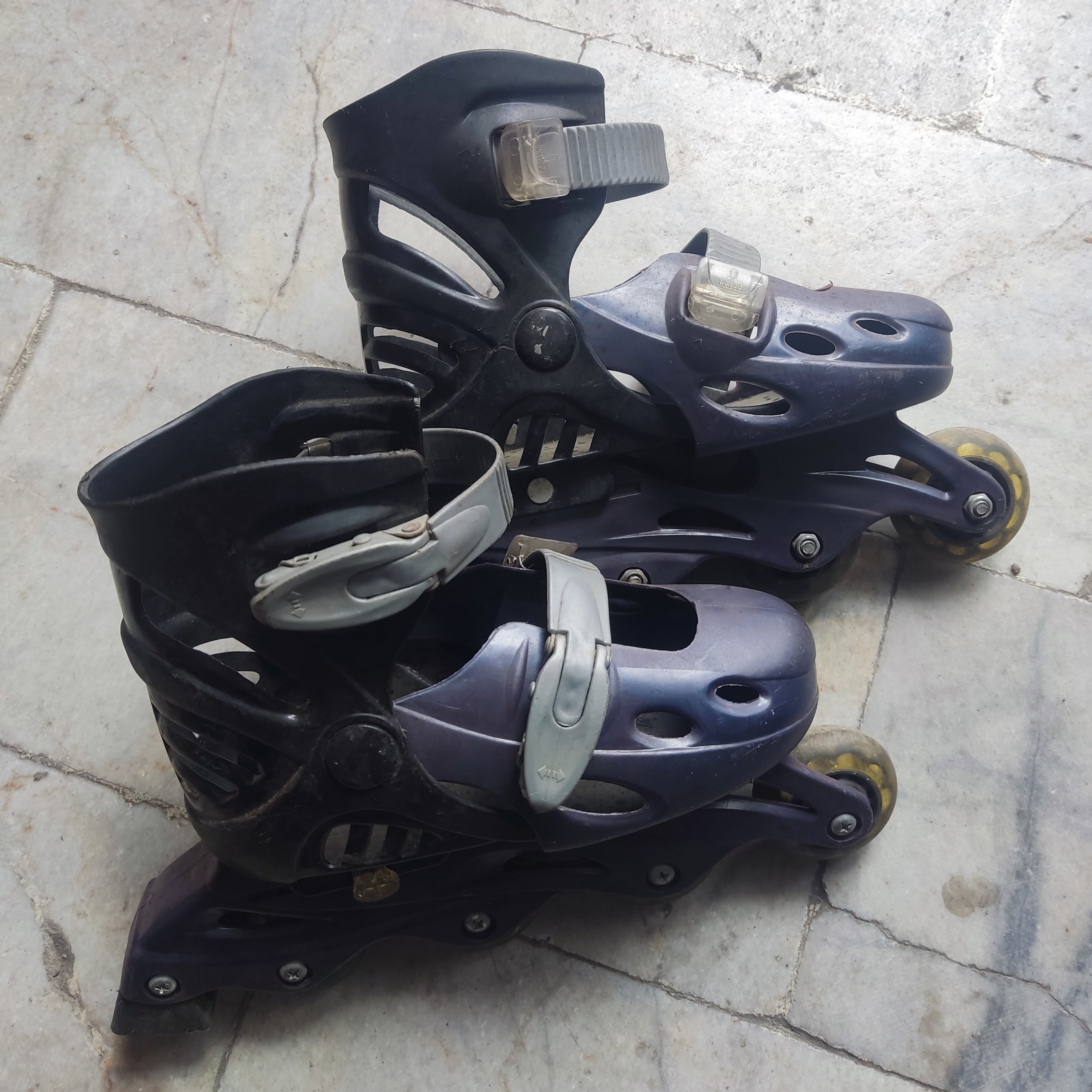 کفش اسکیت سایز 35 تا 38