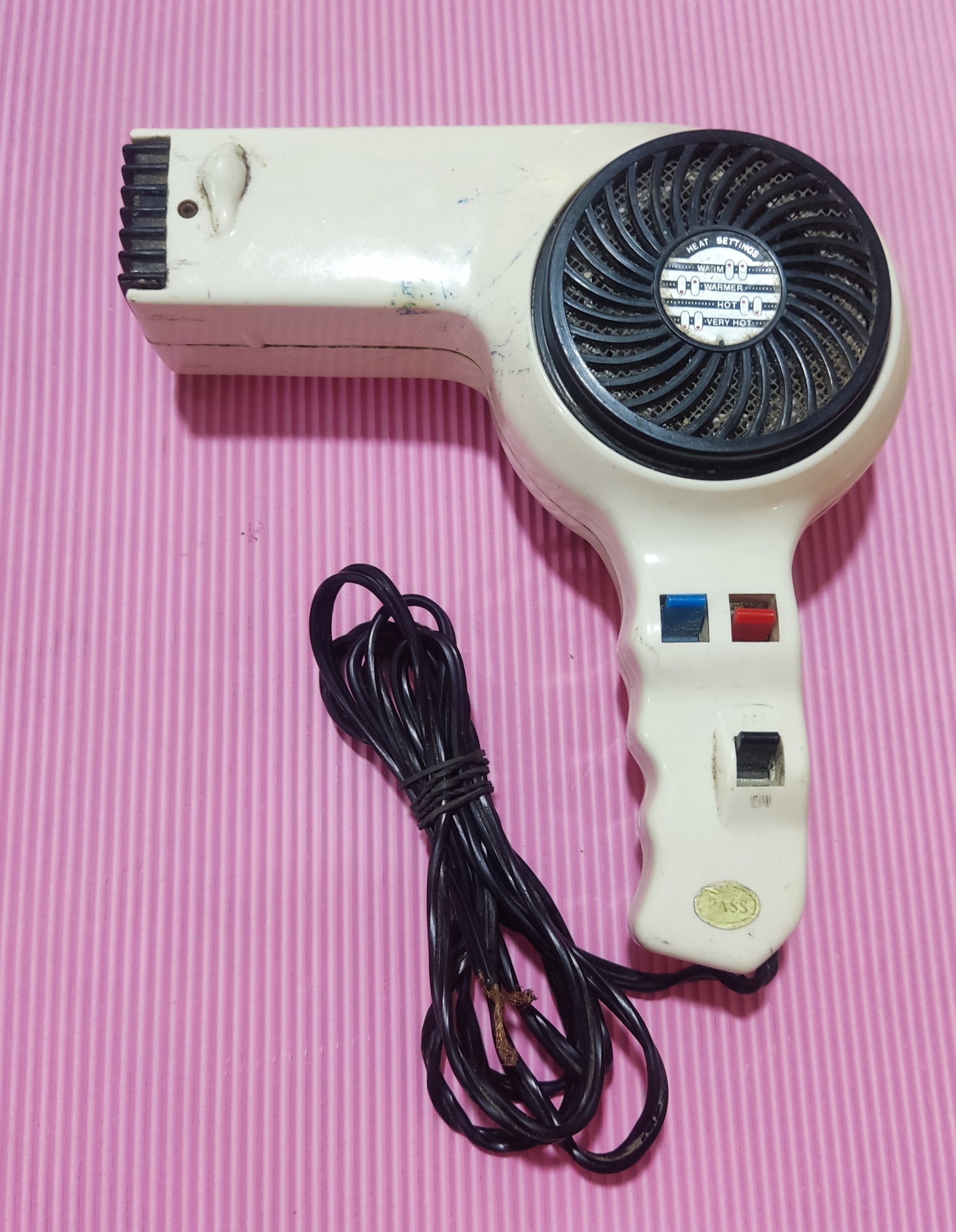 سشوار دیانا قدیمی