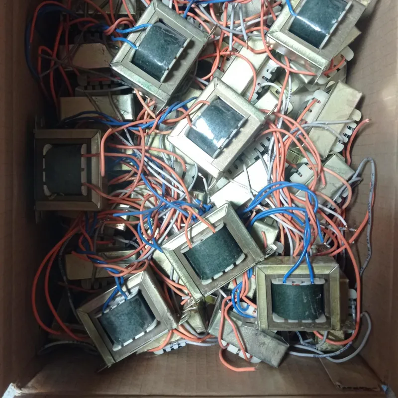 ترانس 18 ولت 1/5 آمپر