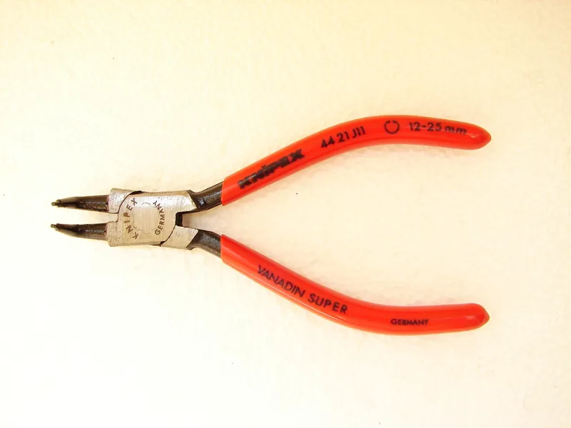 انبر خارجمع کن سرکج کنیپکس Knipex آلمان