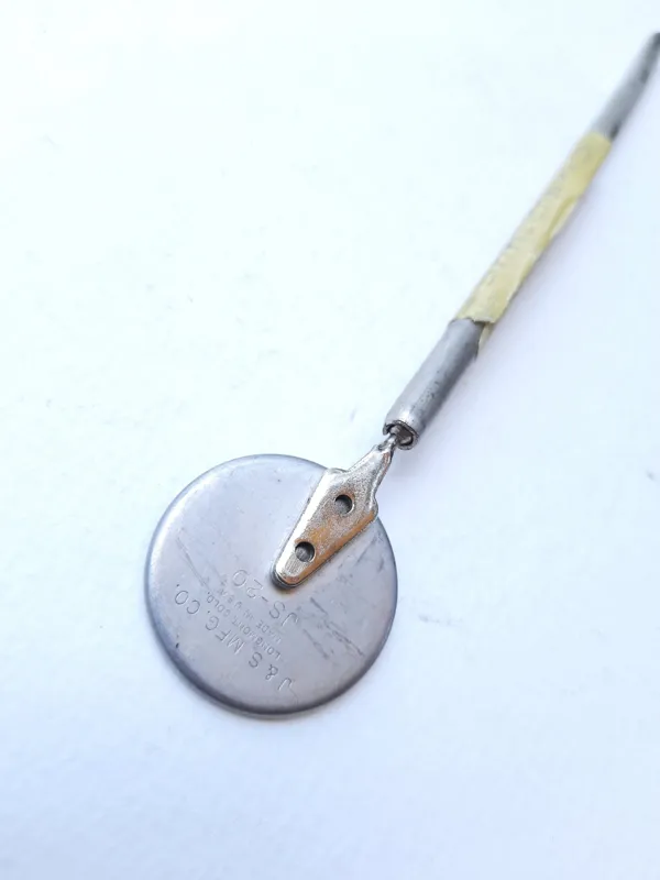 ایینه مکانیکی قدیمی J S امریکا