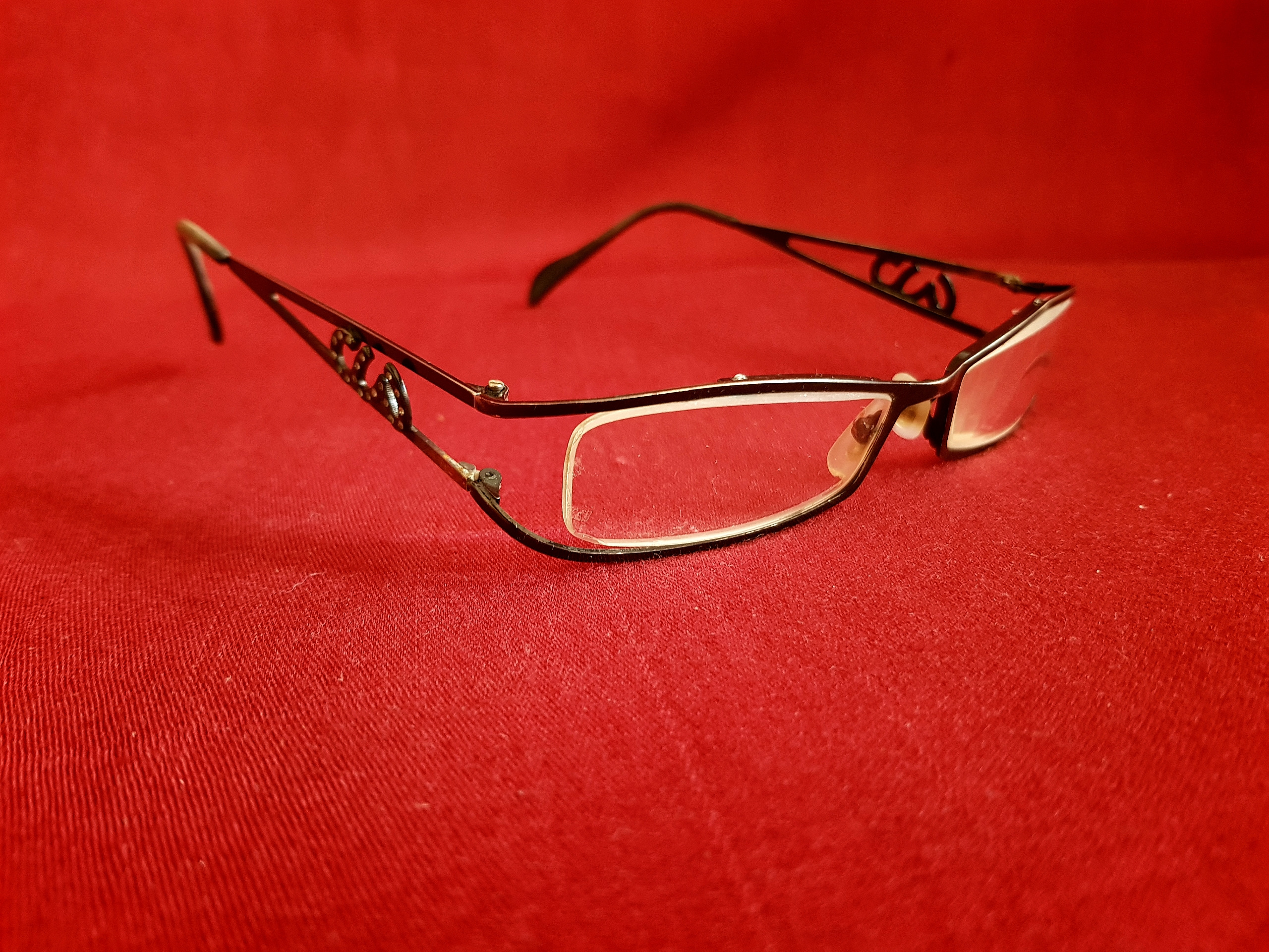 عینک طبی زنانه (توضیحات خوانده شود )