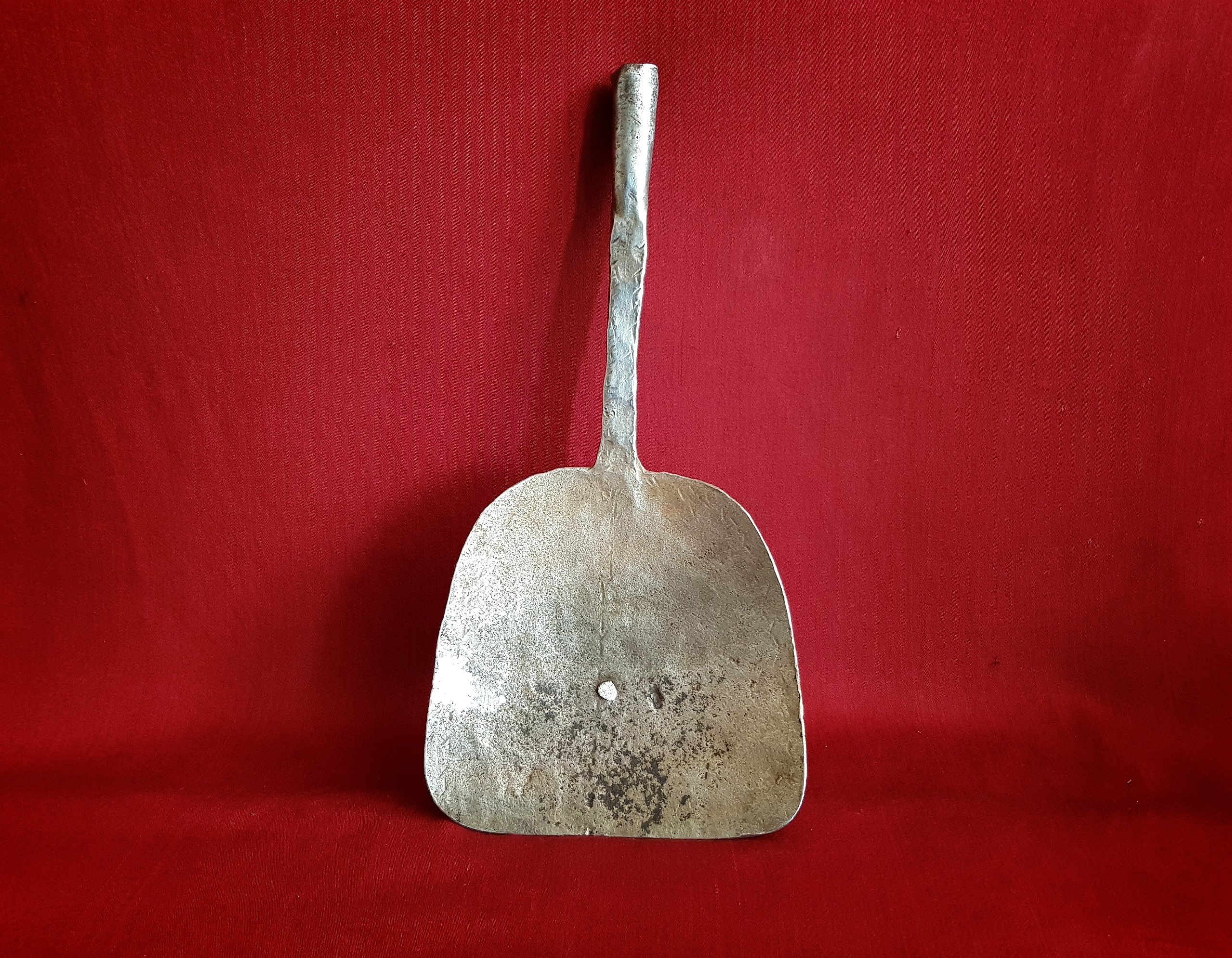 خاک انداز قاجاری فولادی(توضیحات لطفا)