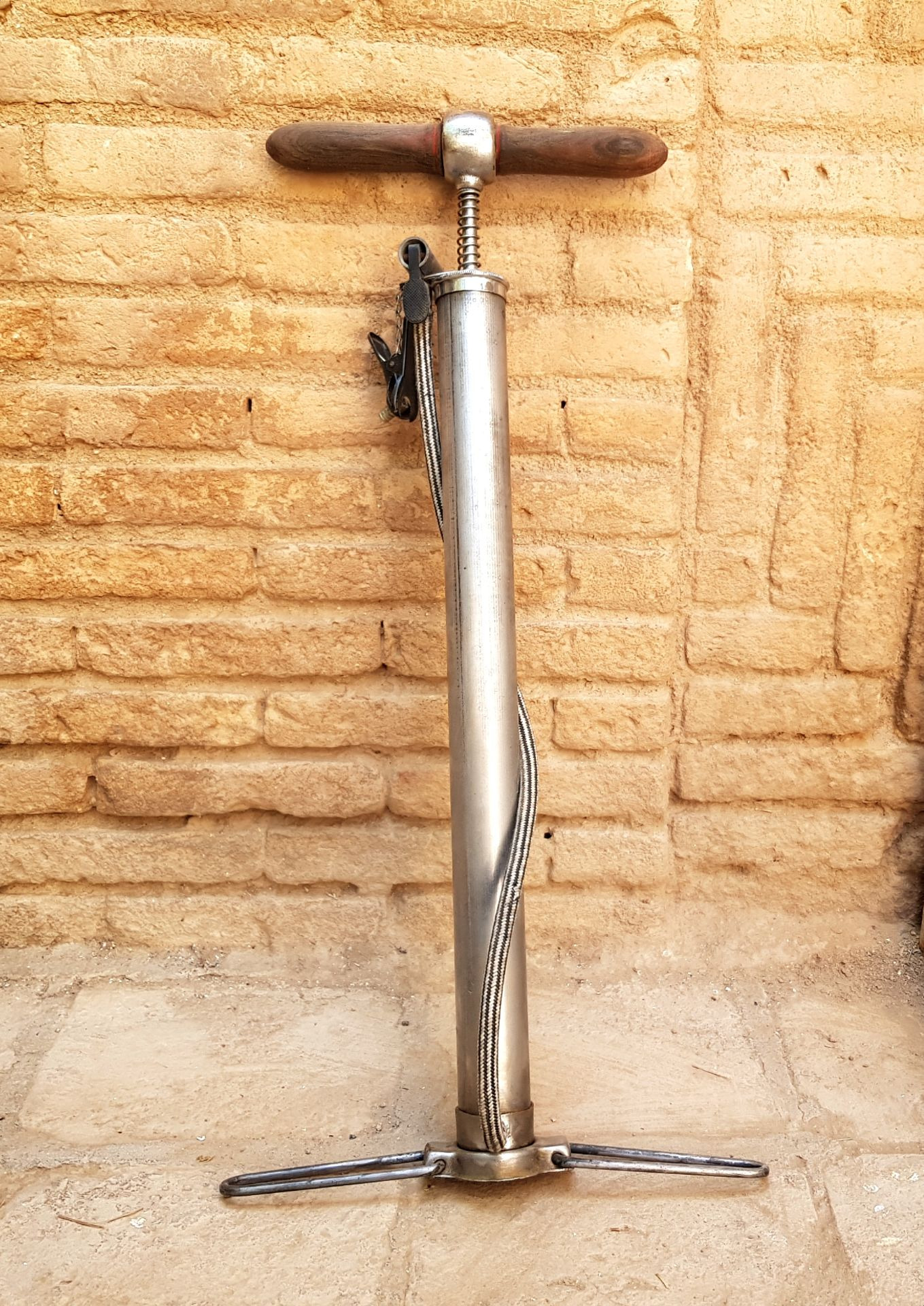 تلمبه دستی قدیمی/توضیحات لطفا