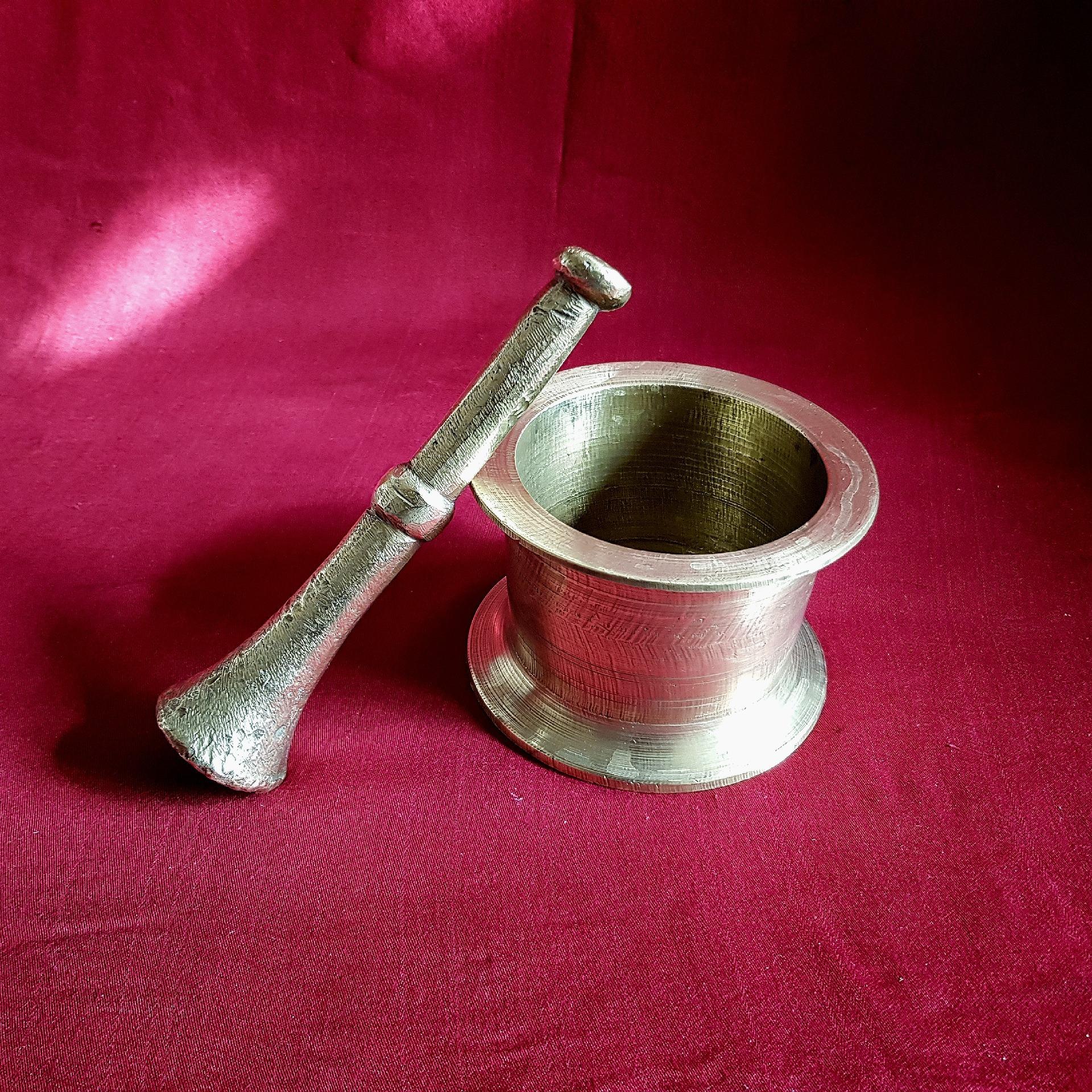 هاون برنجی قدیمی