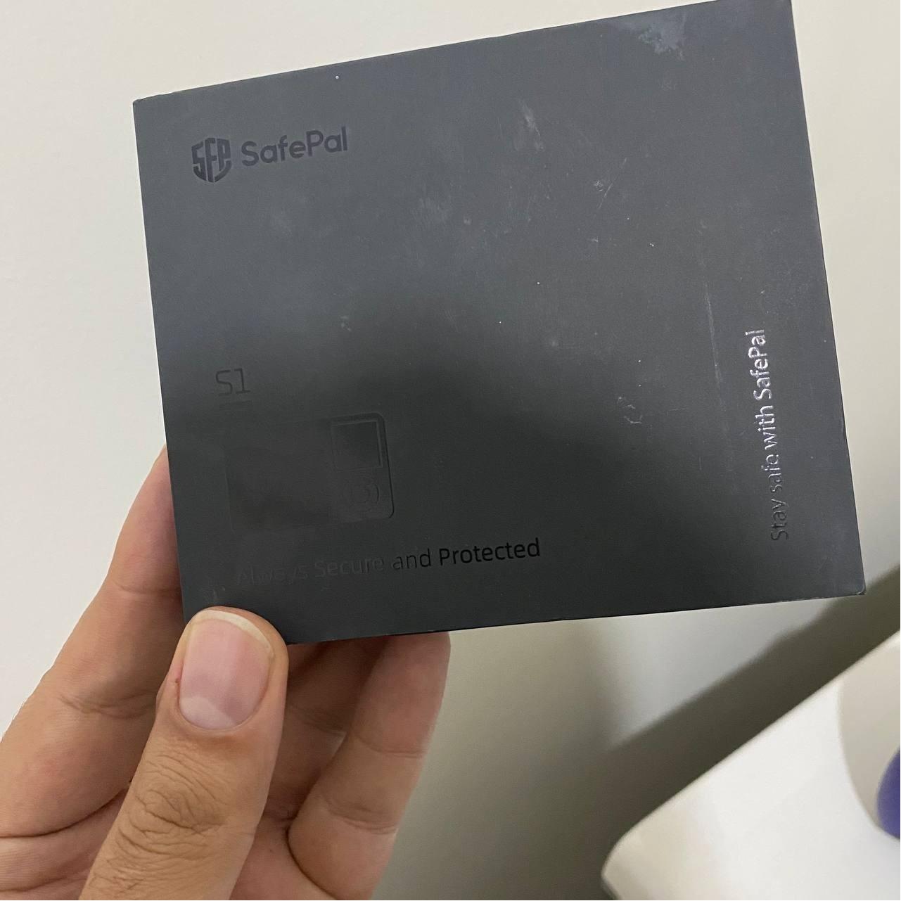 کیف پول سیف پل SafePal S1