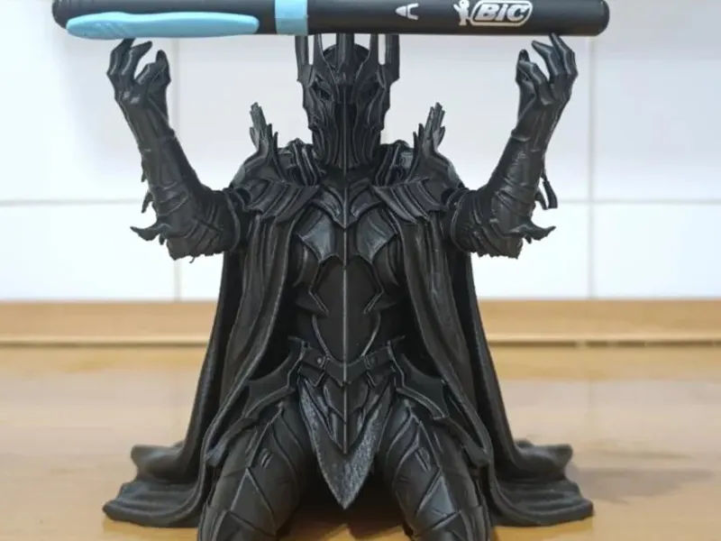 جا قلمی رومیزی مدل سائورون Dark Lord