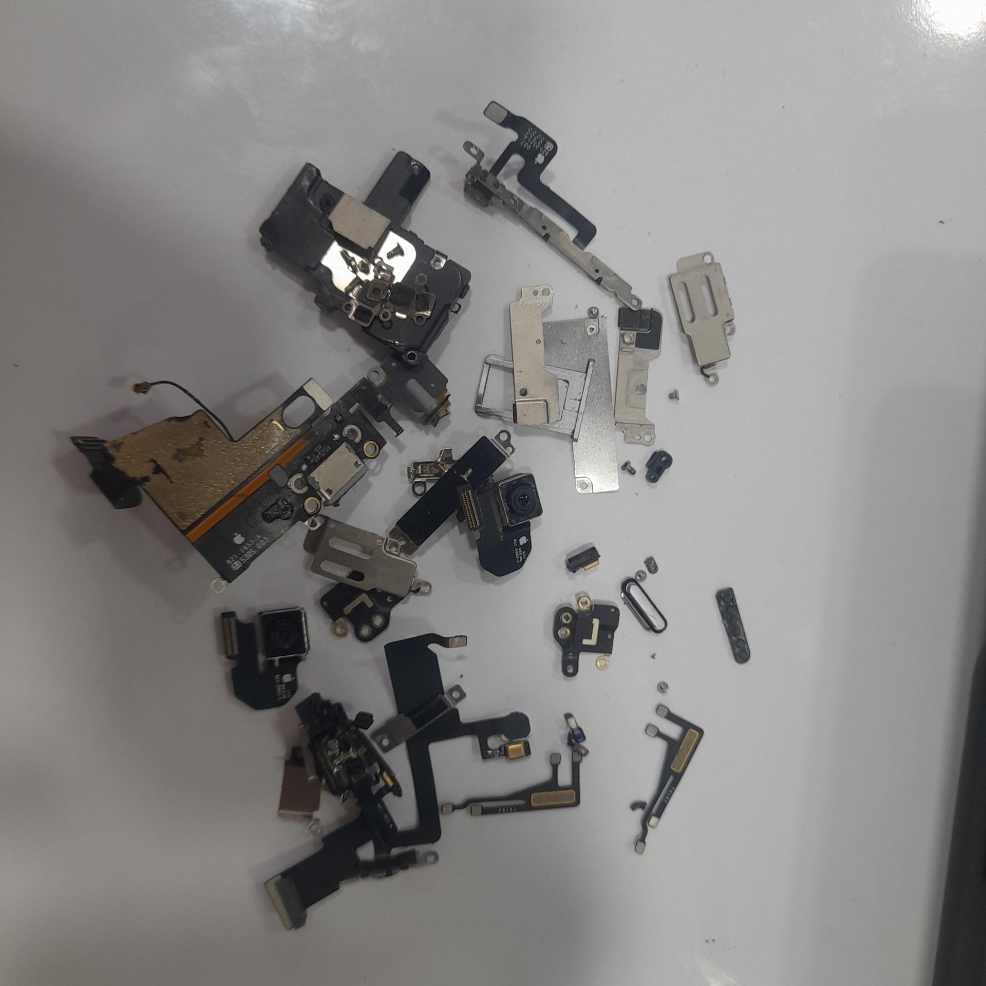 کل قطعات آیفون 6s سالم