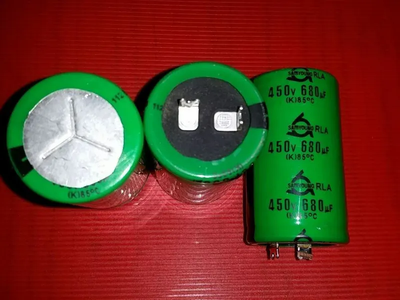 450v 680uf
