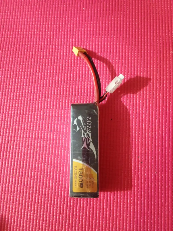 باتری لیتیوم 14.8 ولت 1800 میلی آمپر