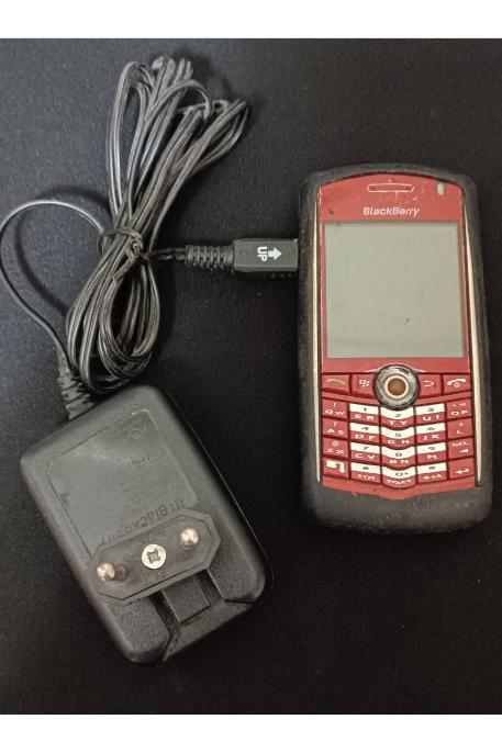 گوشی قدیمی بلک بری نایاب توضیحات