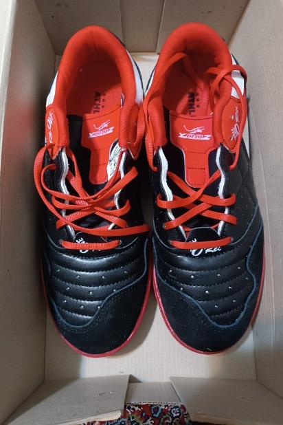 کفش فوتسال مردانه یوز مدل آتلتا